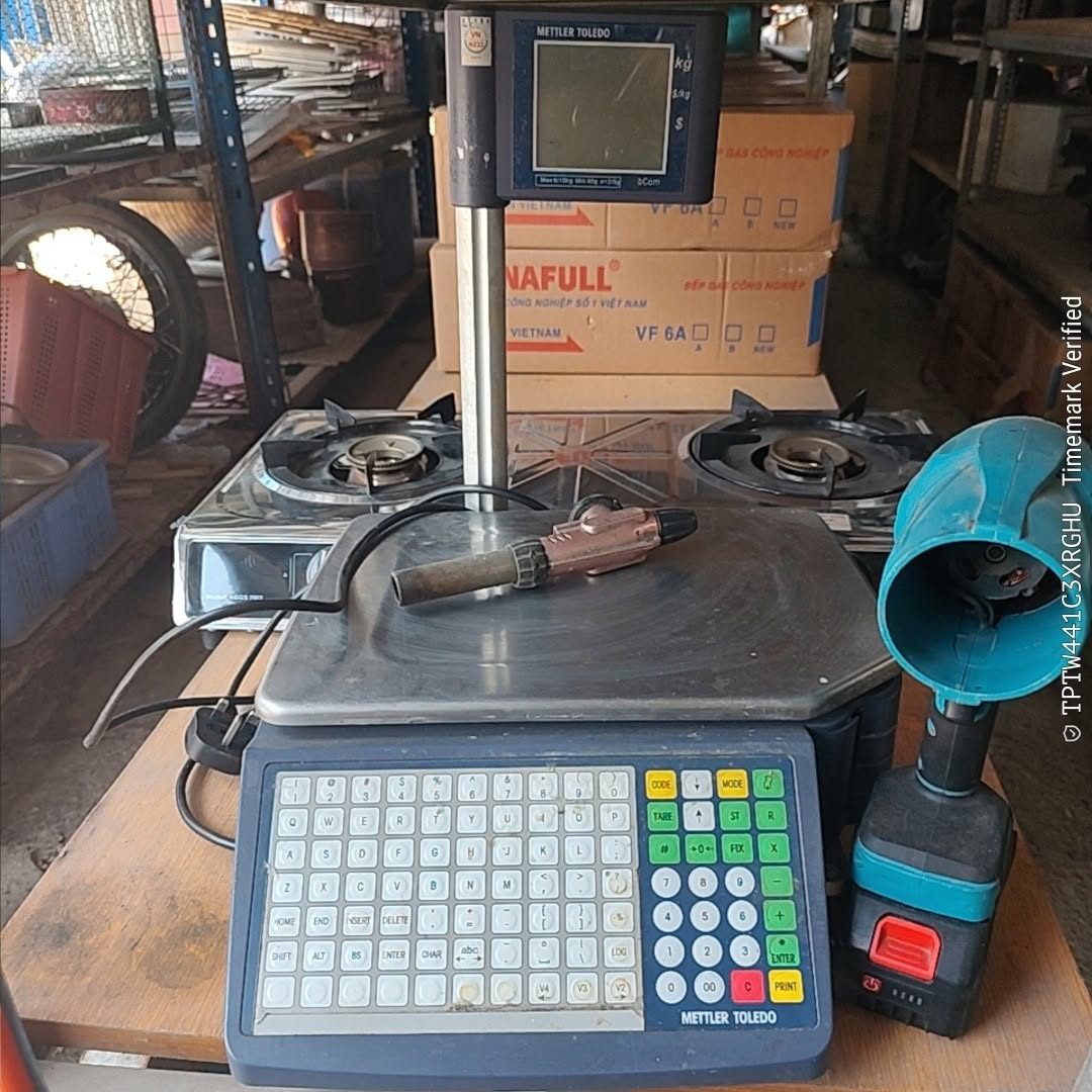 Cân tính tiền, thiết bị quầy thu ngân thanh lý