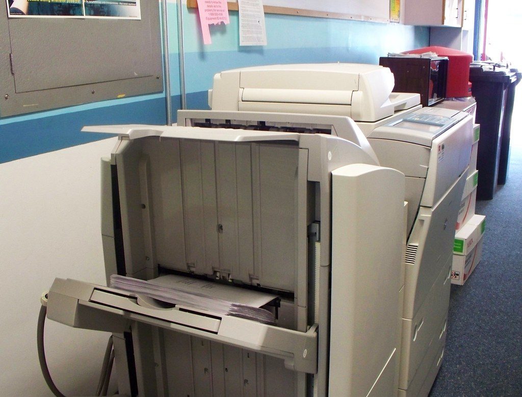 Máy photocopy, máy in văn phòng cũ